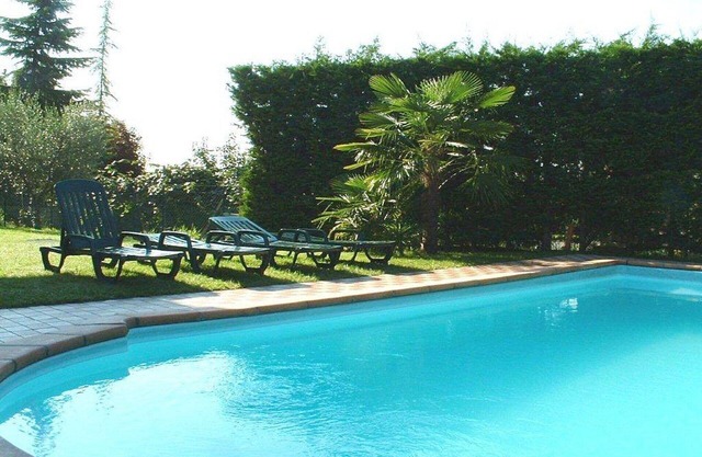 Lovely apartment for 4 guests with pool, WIFI, A/C, TV, terrace and pets allowed