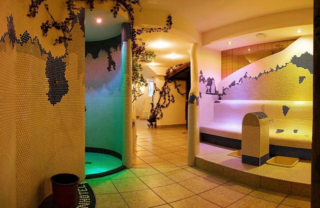 Lovely apartment for 6 guests with WIFI, TV and balcony