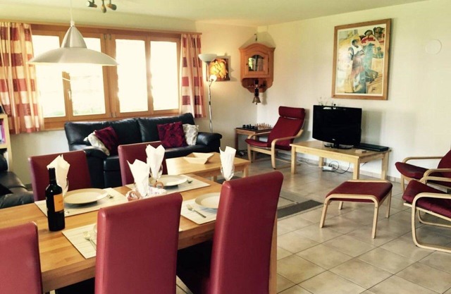 Lovely apartment for 4 people with WIFI, TV and balcony