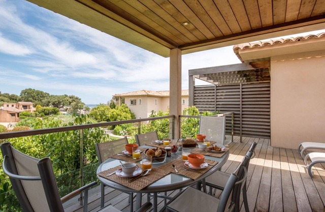 Lovely apartment for 6 guests with WIFI, A/C, TV, terrace and pets allowed