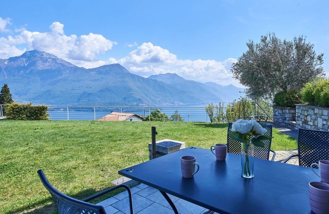 Lovely apartment for 4 guests with WIFI, TV and terrace