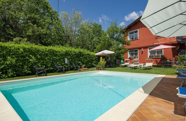 Lovely apartment for 7 people with pool, WIFI, TV, terrace and pets allowed