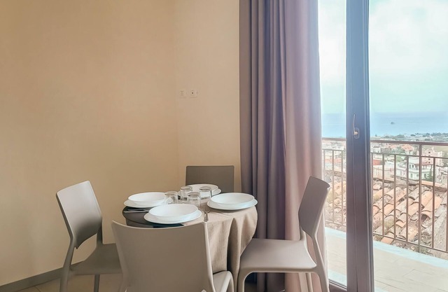 Lovely apartment in Patti with WiFi