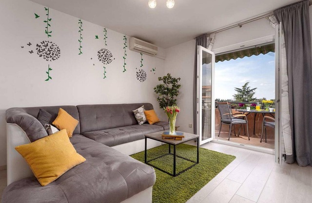 Lovely apartment in Porec with WiFi
