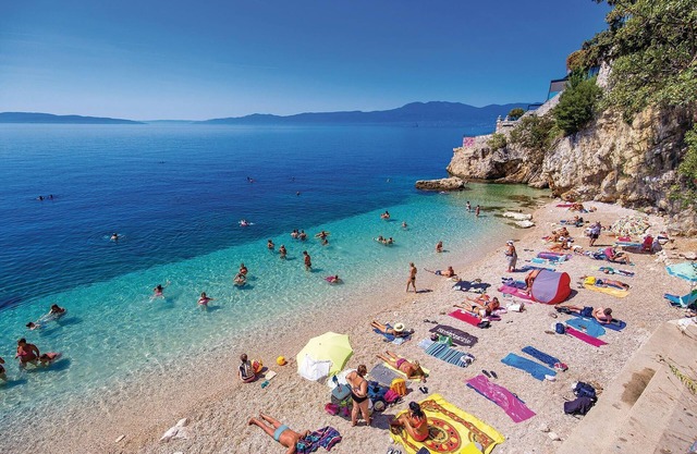 Lovely apartment in Rijeka with house sea view