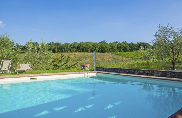 Lovely apartment in villa for 2 people with pool, A/C, WIFI, TV, terrace and pets allowed