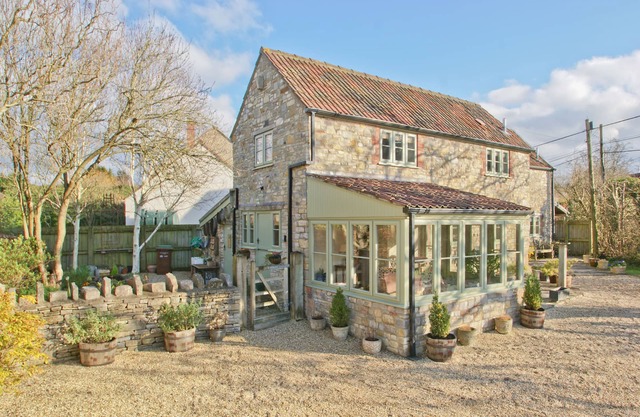 Lovely Character Cottage With Stunning Countryside Walks