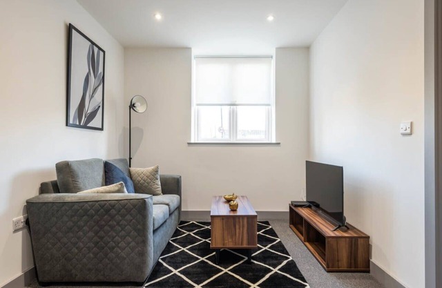 Lovely Compact 1 Bed Apartment in Leeds