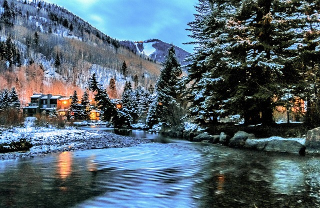 Lovely Contemporary condo with Prime Location - Easy Ski & River Access
