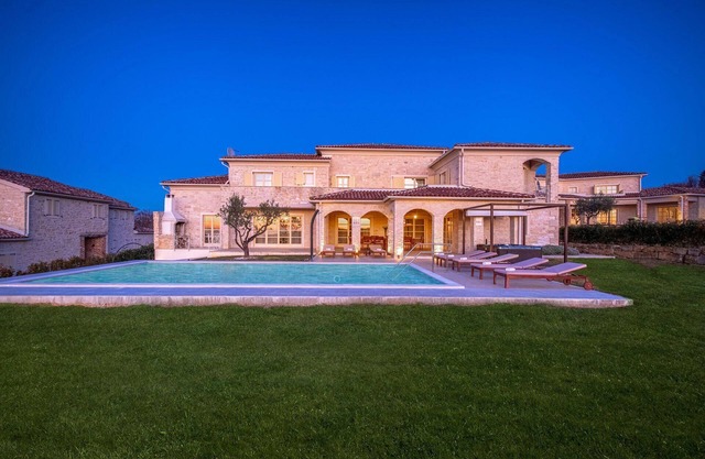 Lovely holiday villa Sara