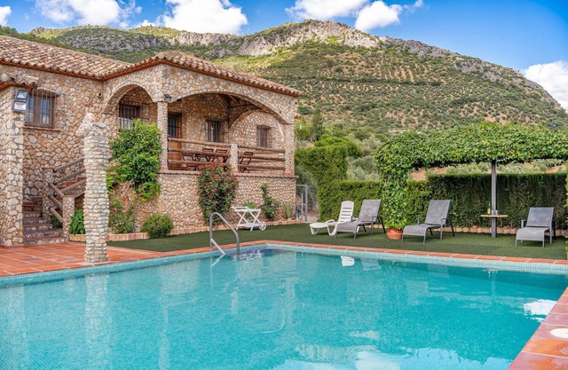Lovely home in Algodonales