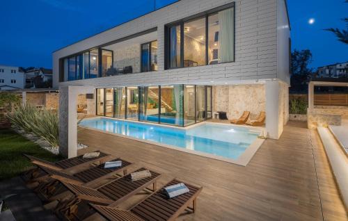 Lovely Home In Funtana With Sauna