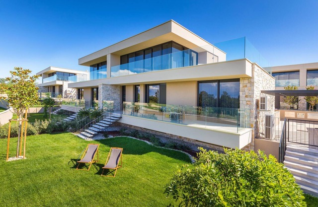 Lovely home in Savudrija with WiFi