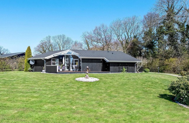 Lovely home in Tranekær with WiFi