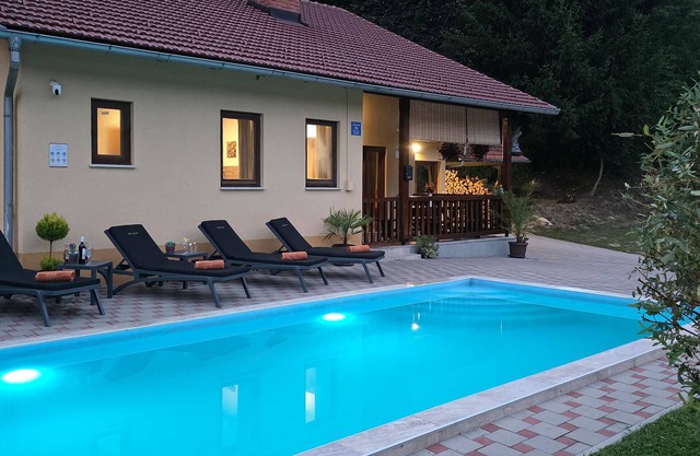 Lovely home in Tuhelj with sauna