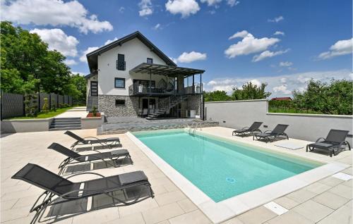 Lovely Home In Vinogradi Ludbreski