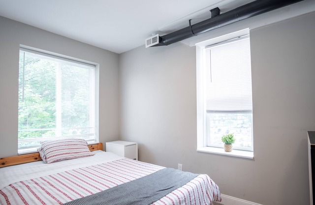 Lovely Luxury 2 Bed Central Town