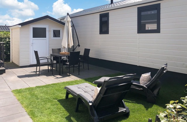 Lovely (sta)caravan in Julianadorp