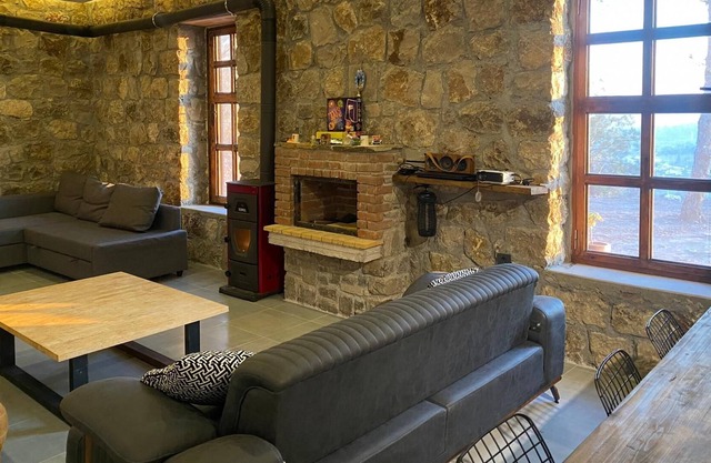 Lovely Stonehouse with Pool and Backyard in Izmir
