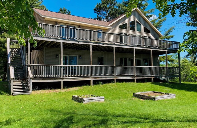 Lower unit with 400 ft of frontage and close to town