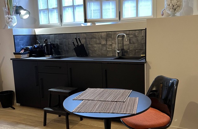 Lucas II Appartement 35 m2 Hôtel Particulier XII eme Siecle