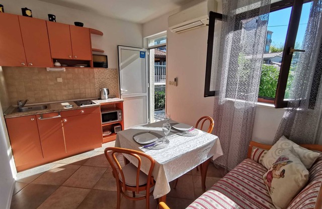 #Luka's central apartment near Old Town