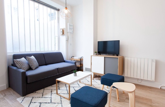 Luminous apartment Close To The Sacred Heart