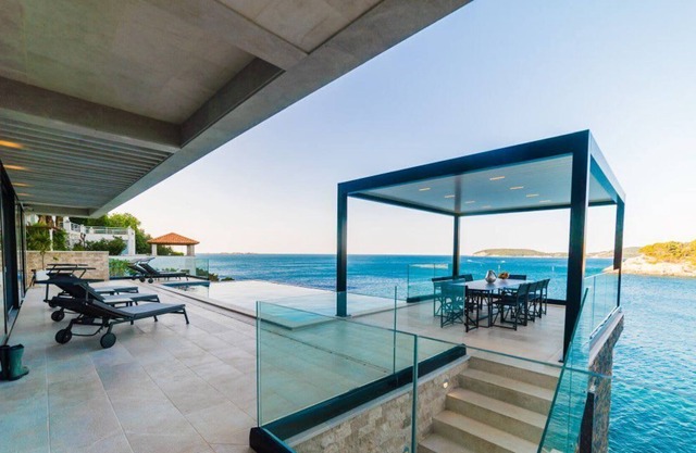 Luminous Bringer Villa with Exclusive Waterfront