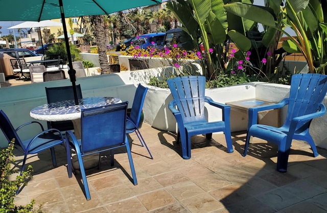 Luna Azul, only steps to Mission Beach! Free Wireless Internet/NO SMOKING