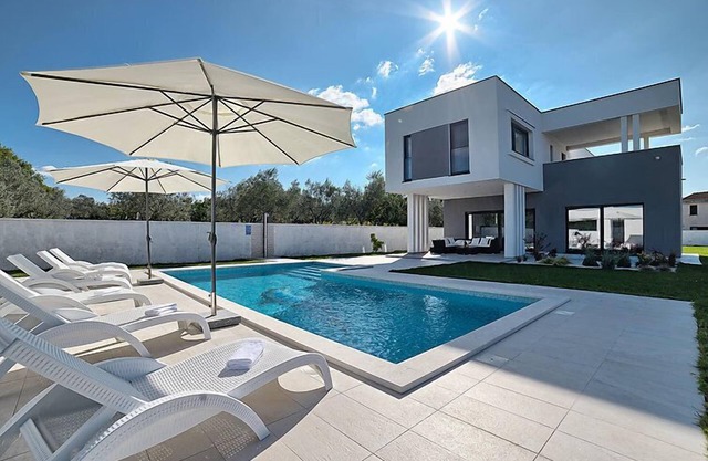 Lungera by Interhome