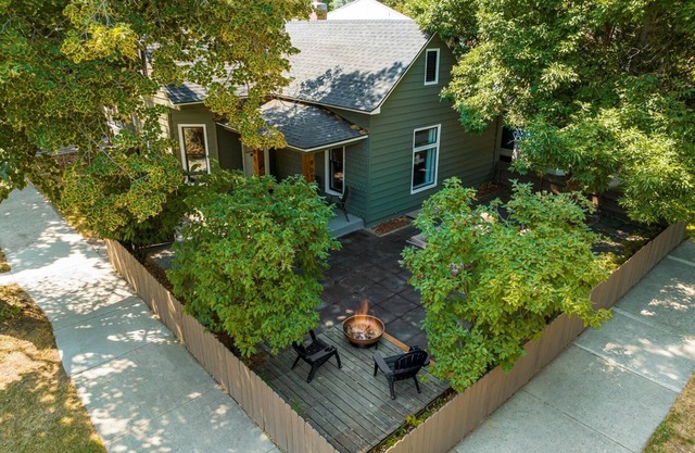 Lux North End Gem w/Gourmet Kitchen and Spa-Inspired Master Bathroom | 10 min Walk to Hyde Park