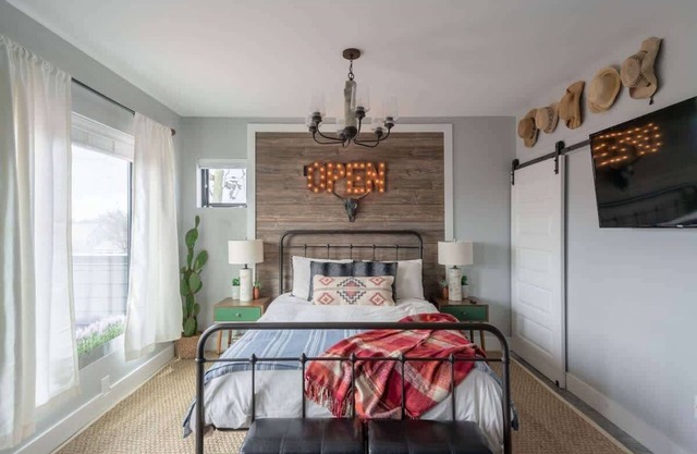 Luxe Apartment with Private Deck