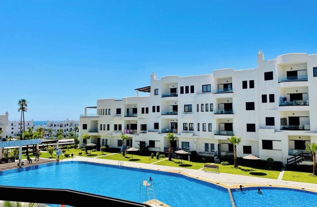 Luxe Appartement in Marina Smir, Loopafstand van Kabila Beach, Wifi en Airco!