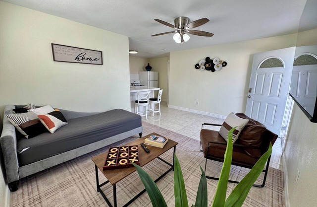 Luxe Casita 4 mins from Allegiant Stadium & Strip + RV Parking
