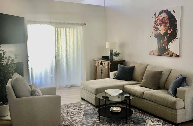 Luxurious 2-bedroom condo in fabulous Paradise Valley/Scottsdale