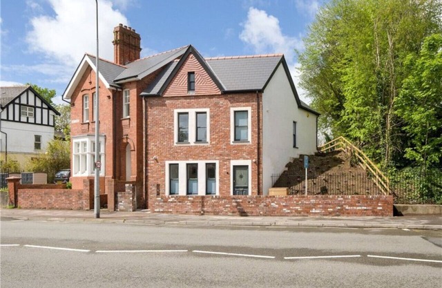 Luxurious 4Bd House | Roath Park