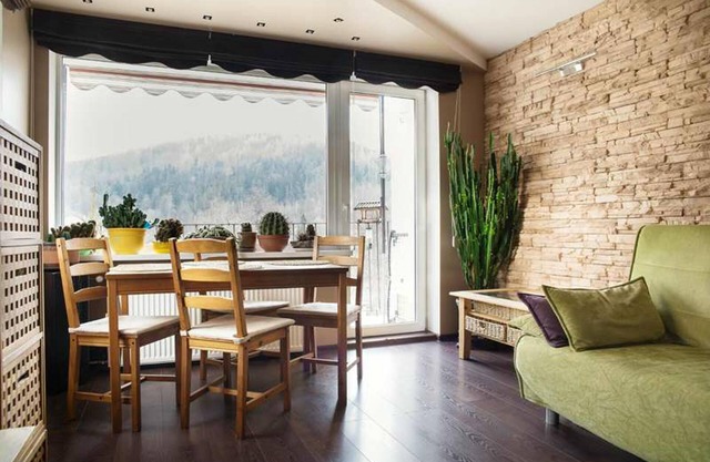 Luxurious apartment with panoramic mountain views