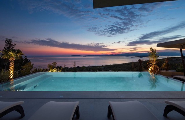 Luxurious Four Bedroom Villa with Private Pool