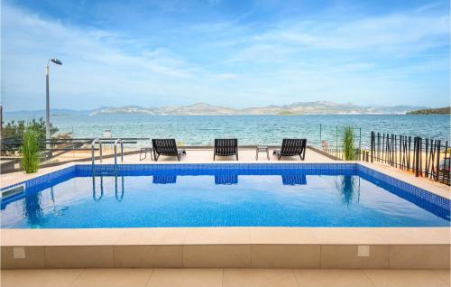 Luxurious Home In Drace With Sauna