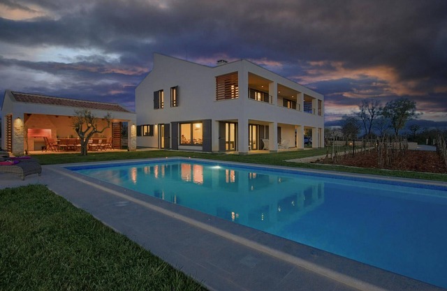 Luxurious home in Svetvincenat