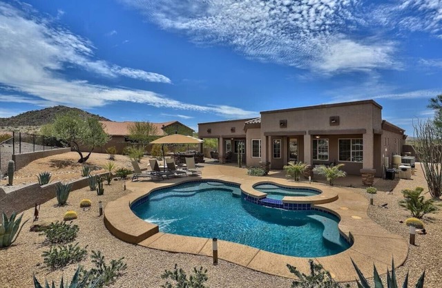 Luxurious Private Executive Resort Style Desert Oasis on private Cul-de-sac