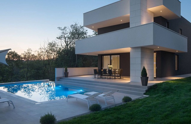 Luxurious Villa 55 with Jacuzzi, two swimming pools and a sauna in central Istria