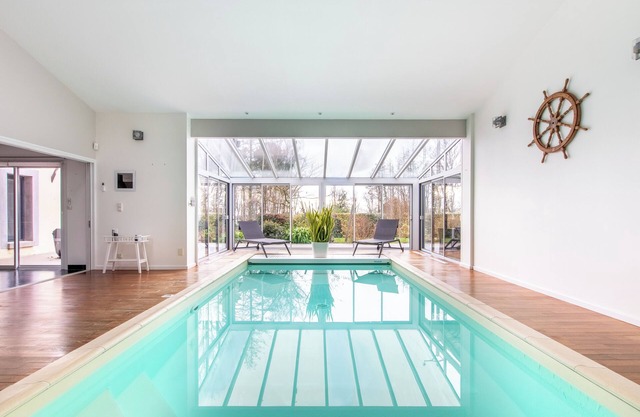 Luxurious Villa DUXCAAR with exclusive indoor pool