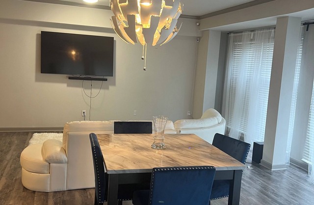 Luxury 1-bedroom condo with WiFi, AC in fabulous Atlanta