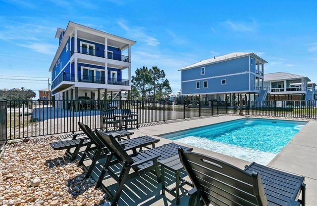 Luxury 10 BR Beach House - Beach & Lagoon Views w Private Heated Pool