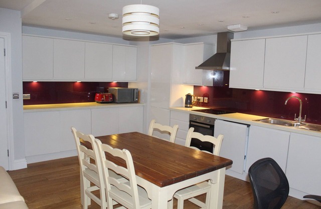 Luxury 2 bedroom apartment in Central Newbury