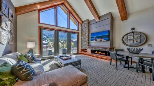 Luxury 2Br Residence Steps From Heavenly Village & Gondola Condo