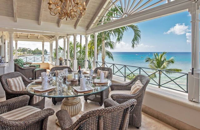 Luxury 3-bedroom beachfront penthouse