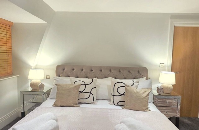 Luxury 5BR/4BR Garden/Cinema/Gym