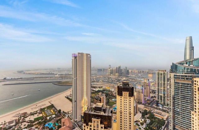 Luxury 6BR JBR Penthouse – Panoramic Sea Views, Steps to Marina Beach & The Walk